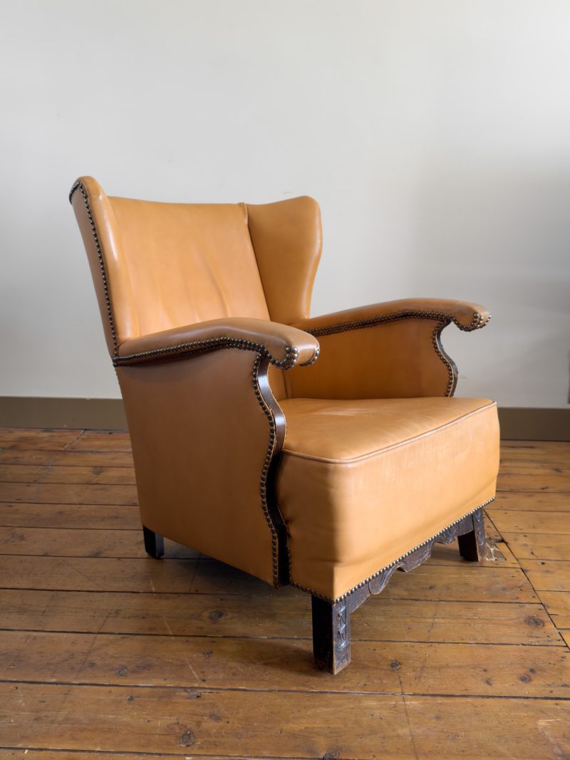Classic Chesterfield Armchair with Carved Wooden Details