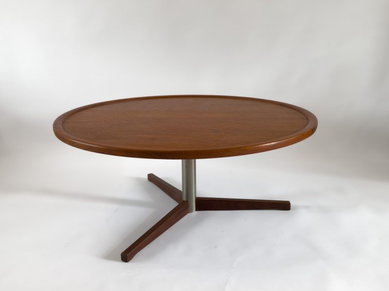 Round Teak Coffee Table by Martin Visser