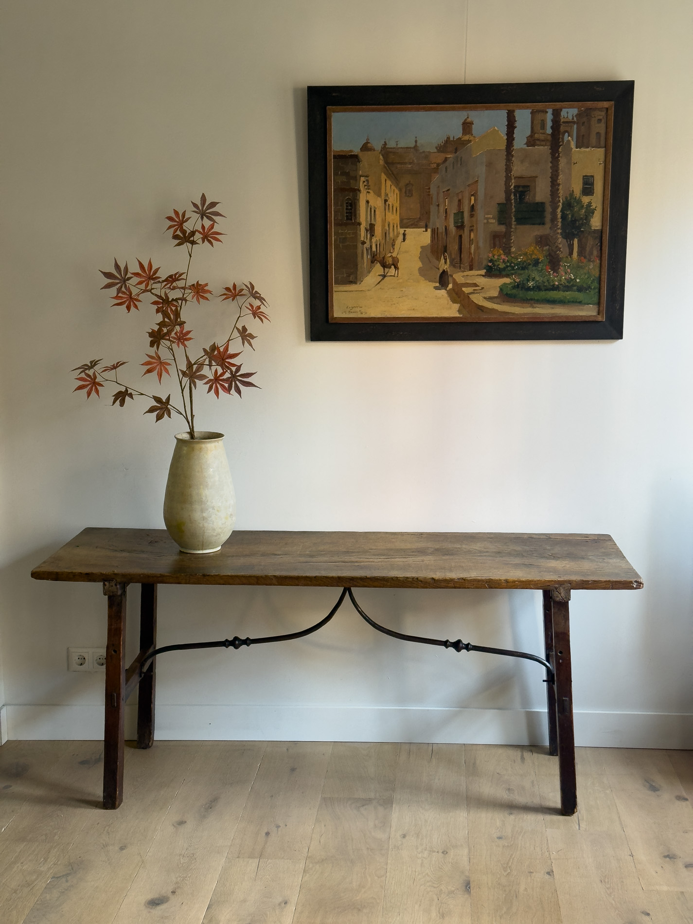 Antique spanish table 18th century